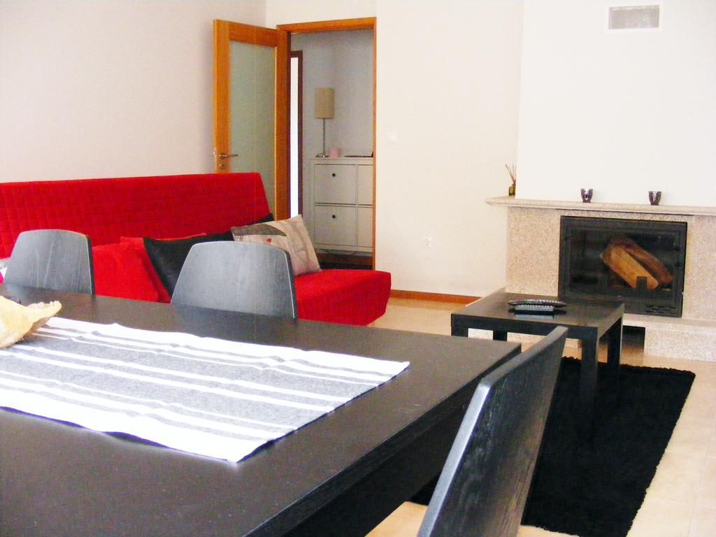 Appartement Midway To Geres And Braga à Amares Extérieur photo